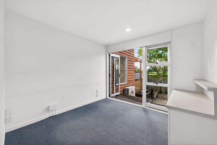16A Seaside Avenue Waterview_12