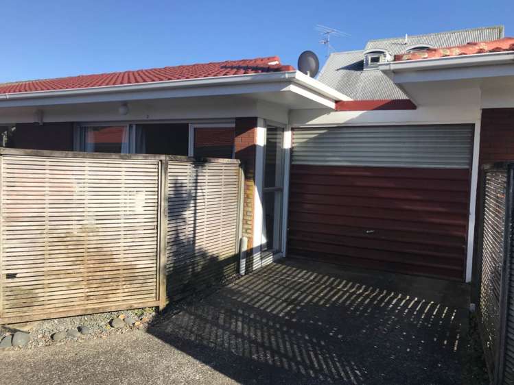 2/83 Moana Avenue One Tree Hill_10