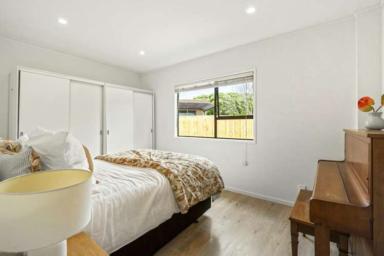 18 Macnay Way Murrays Bay_18