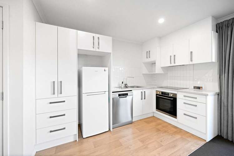 2/178 Old Farm Road 1074_5