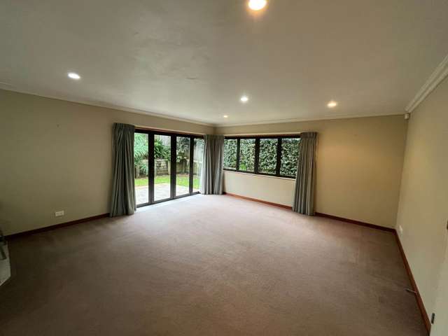 Mt Smart Road Royal Oak_4