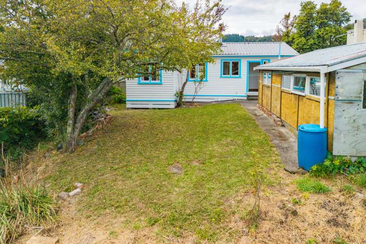 14 Jenner Road Toi Toi_15