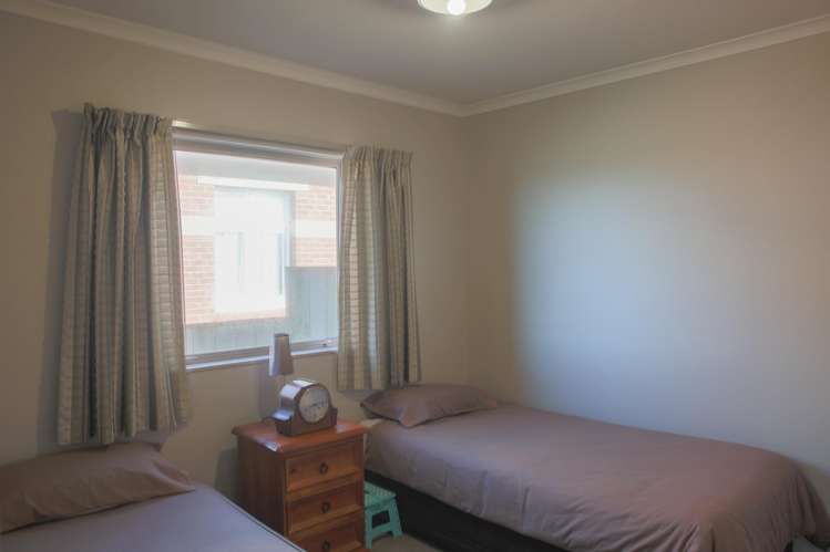 2 Burrows Street Bluff_15