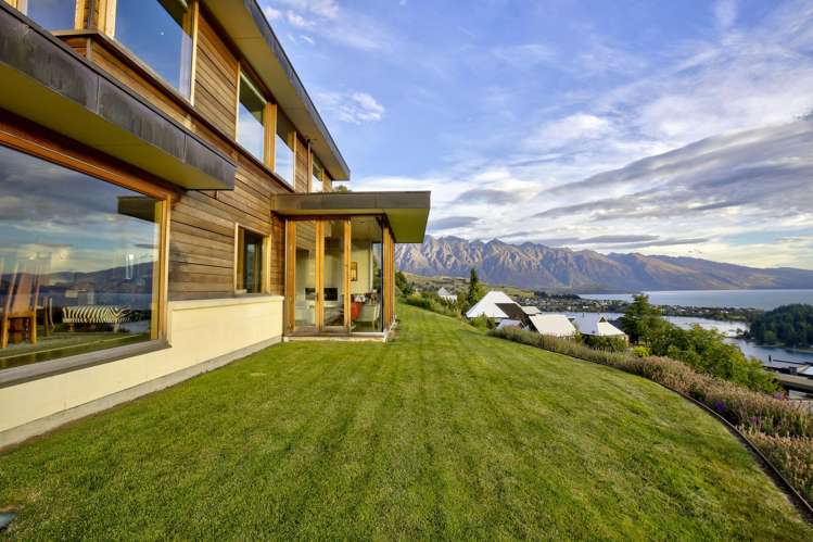 27 Edinburgh Drive Queenstown_26
