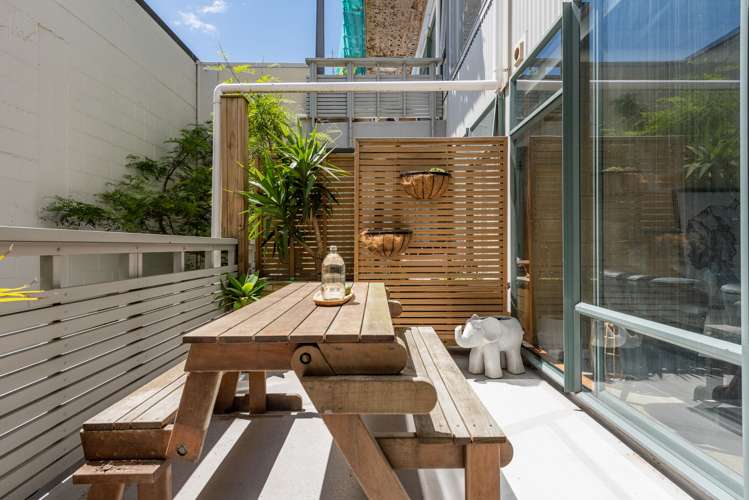 8/4 Frederick Street Te Aro_5