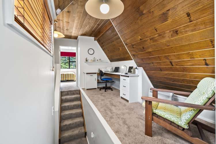 43 Springdale Grove Fitzherbert_24