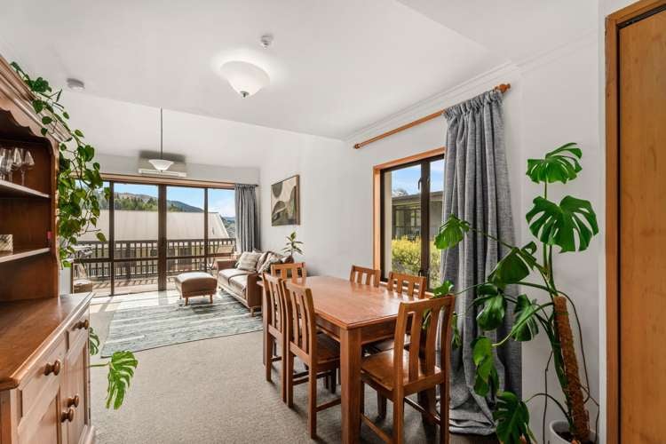 101/139 Fernhill Road_0