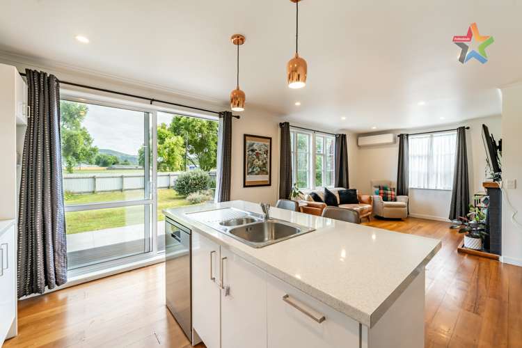 55 Shearer Crescent Naenae_10