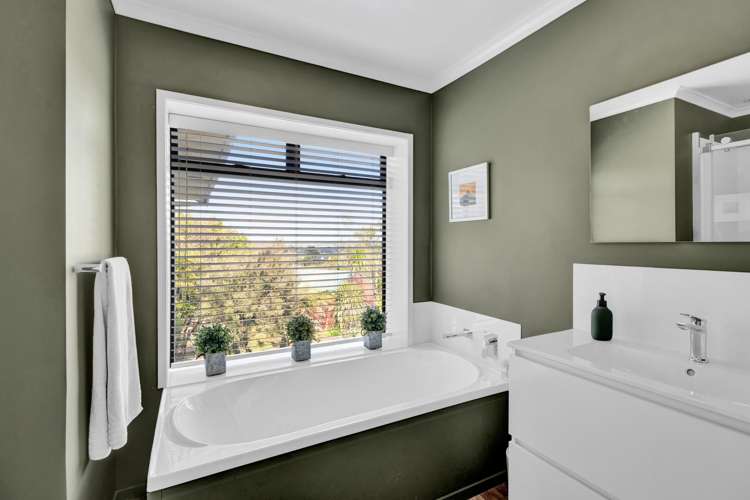 43 Lincoln East Road Inglewood_18