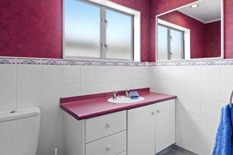 31 Masefield Street Stoke_18