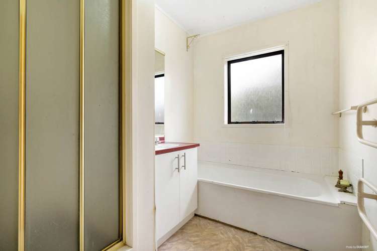 2/1 Septimus Place Henderson_9