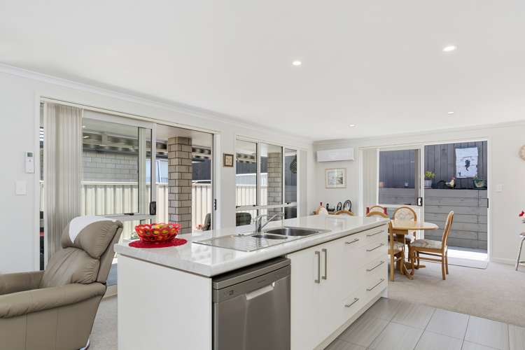 20 Seashell Drive Papamoa_5