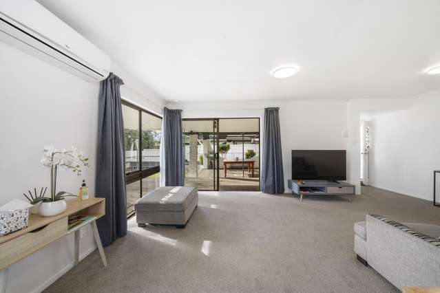 9 Ultima Place Clover Park_4