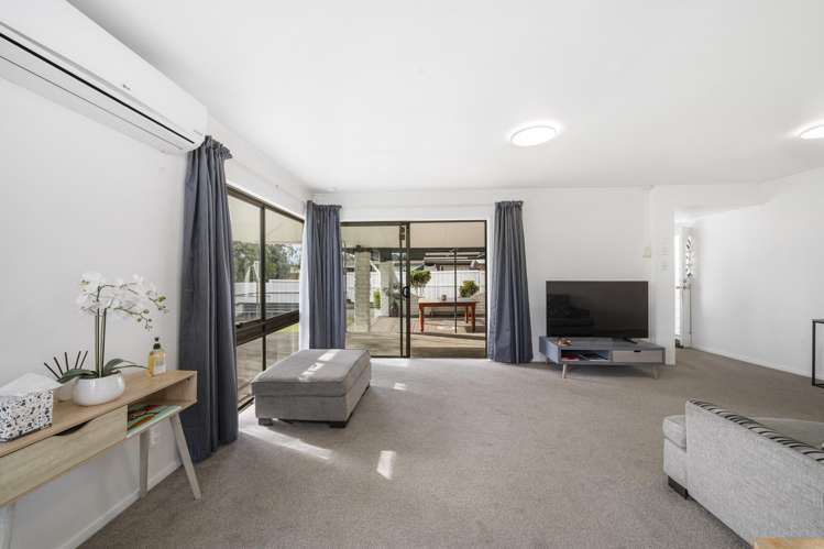 9 Ultima Place Clover Park_4