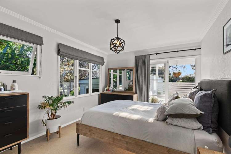 11 College Street 1201_10