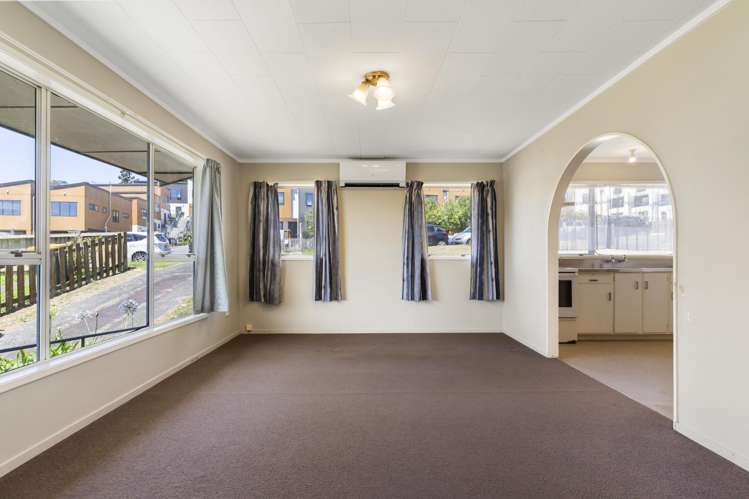 21 Hewlett Road Massey_5