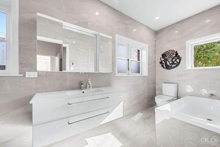 653 Fergusson Drive Trentham_14