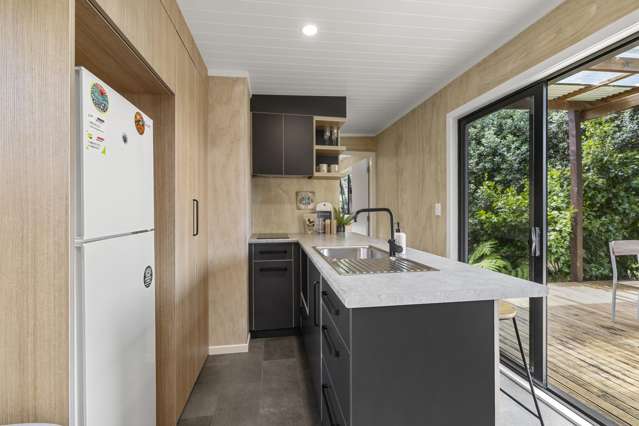 8 Te Toki Way Raglan_4