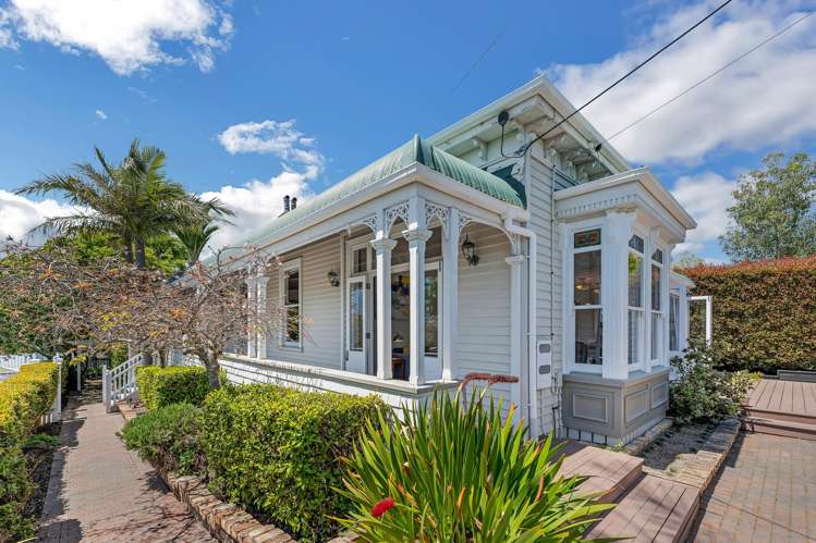 20 Albert Road Devonport_18