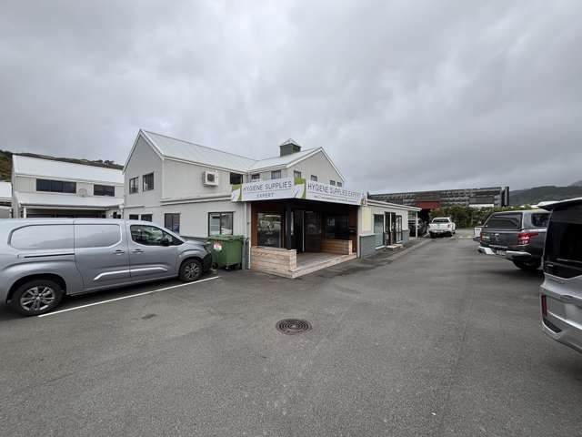 High-Profile Office/Showroom in Kenepuru