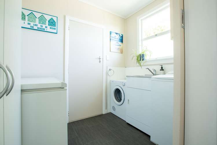 22 Keats Crescent Stoke_11