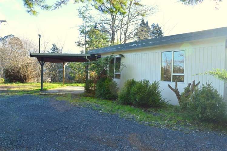 117 Golf Road Taumarunui_24