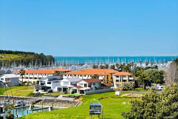 15 Bella Vista Drive Gulf Harbour_1