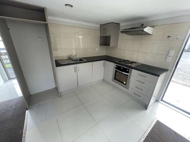 343 Main road Kumeu_3