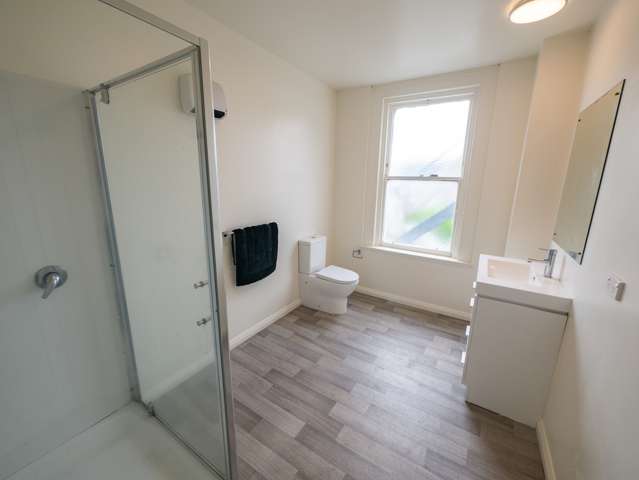 1/30 Tennyson Street City Centre_4