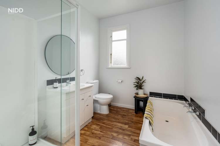 14 Aytoun Street Shiel Hill_16