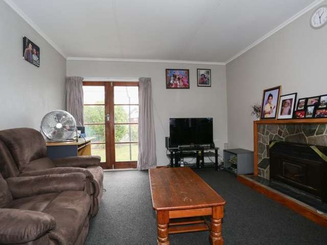 229 Sunnybank Crescent Camberley_1