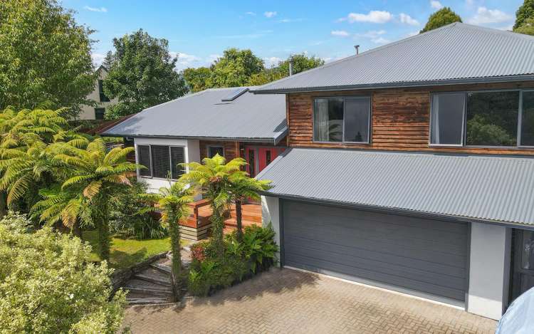 104 Tarawera Road_0