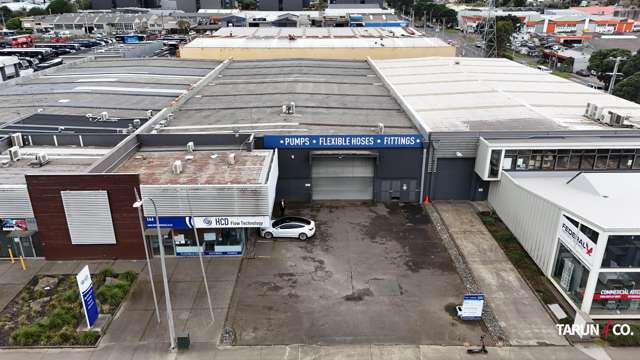1,403sqm Warehouse + Showroom -Onehunga