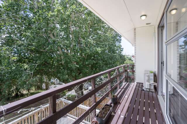 2/8 Ballin Street Ellerslie_3