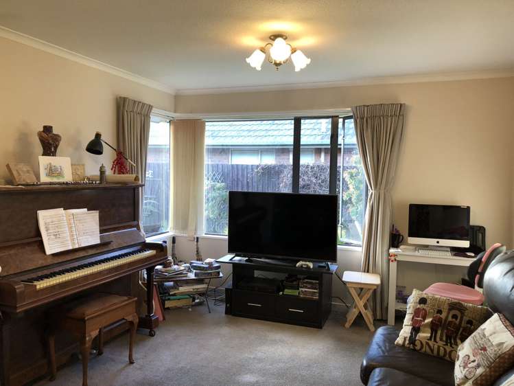 2/5 Murfitt Place Sockburn_8