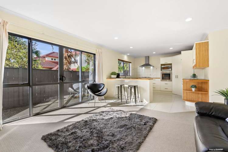 14 Zara Court Flat Bush_6