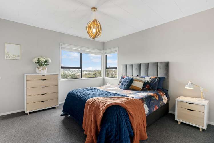 12 Landsdale Place Massey_10