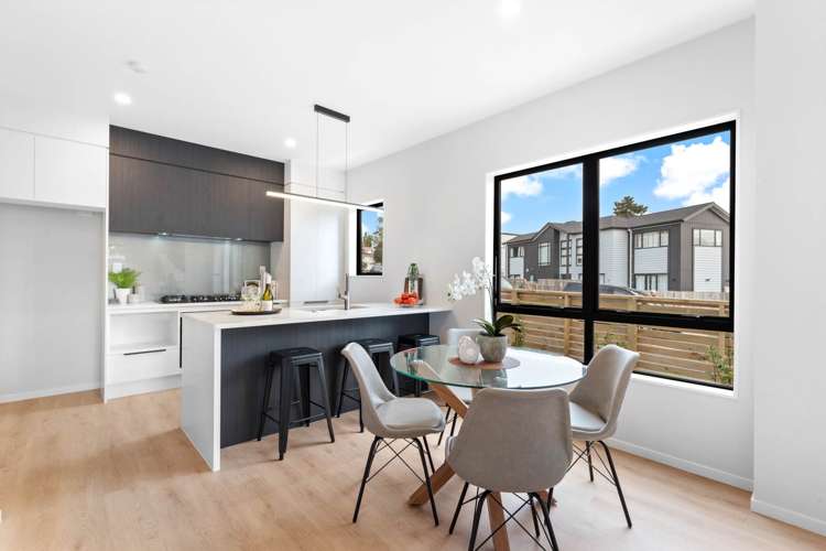 76A Bond Crescent Forrest Hill_8