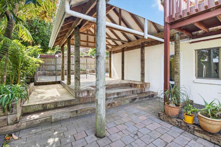 52 Jandell Crescent Bucklands Beach_32