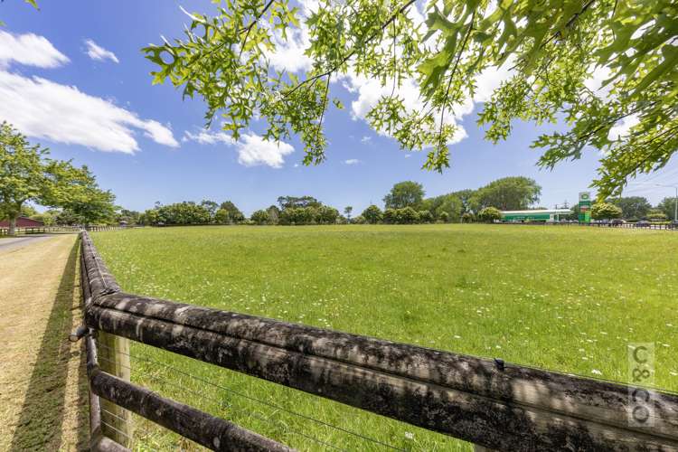 522 State Highway 16 Kumeu_8