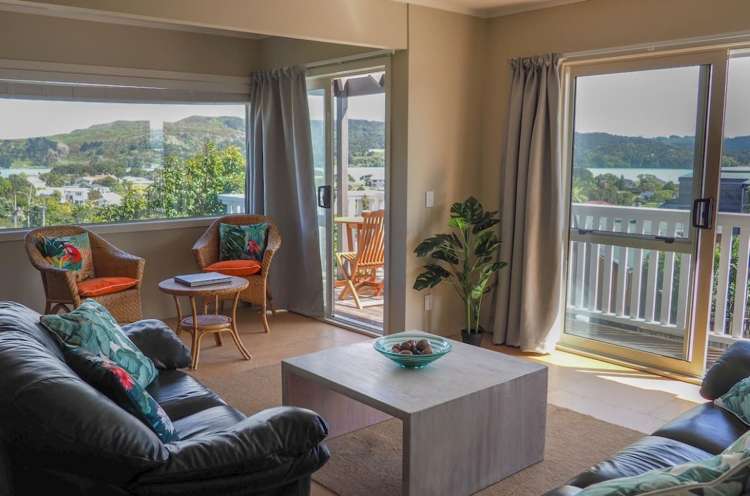 21b Long Street Raglan_4