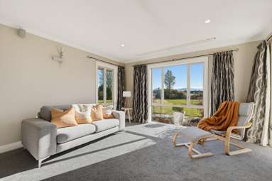 243 Mount Thomas Road_2
