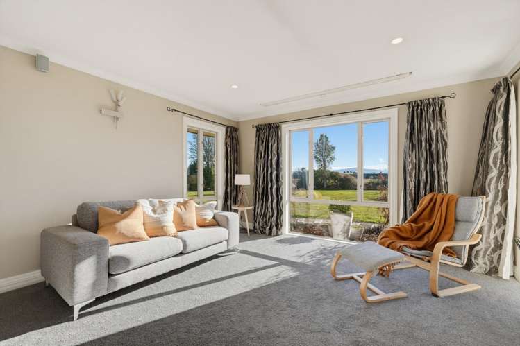 243 Mount Thomas Road Fernside_2