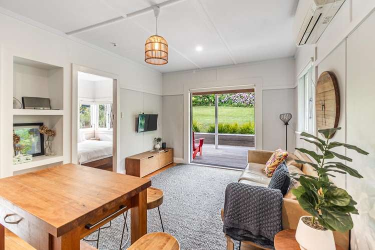 8 Tui Street Oneroa_24
