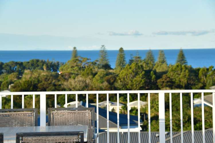 5 Ocean View Terrace Orewa_0