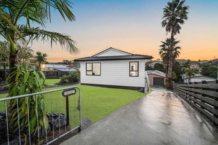 77 Brunner Road Glen Eden_17