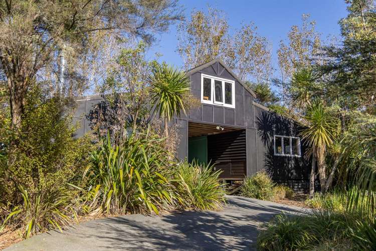 1410 Old North Road Helensville_41