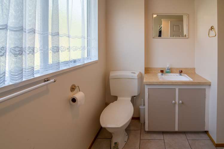 4 Libeau Lane Akaroa_13