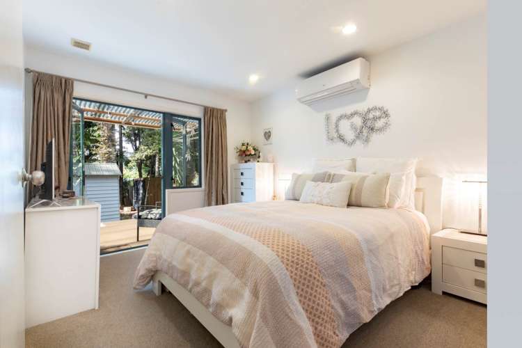 220 Woodlands Park Road Titirangi_10