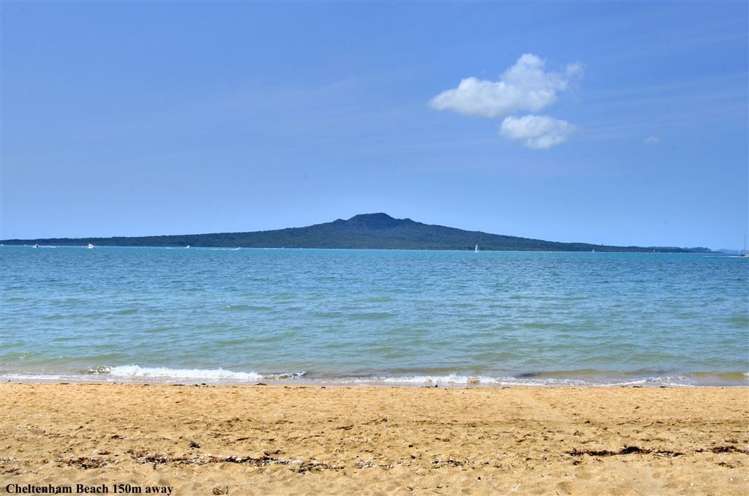 10 Sinclair Street Devonport_16